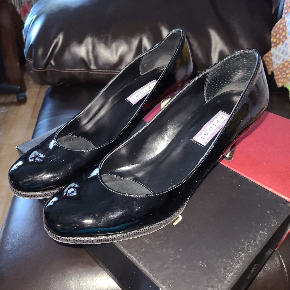 Priori Women's Black Genuine Leather Pumps Size 9 Classic Business Formal Event
